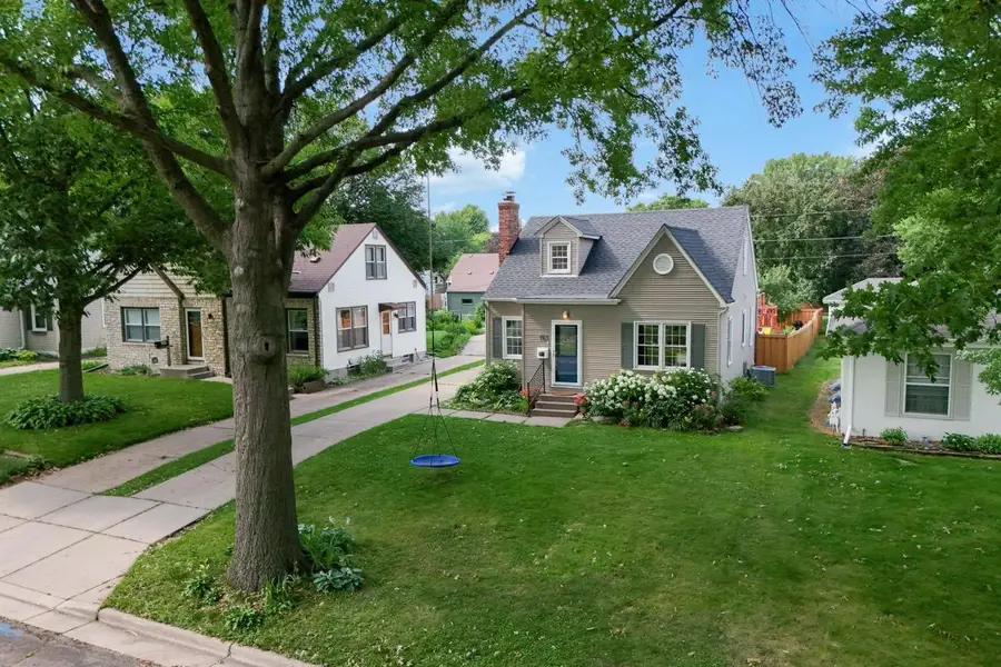 753 Idaho Avenue W, Saint Paul, MN 55117 - #2