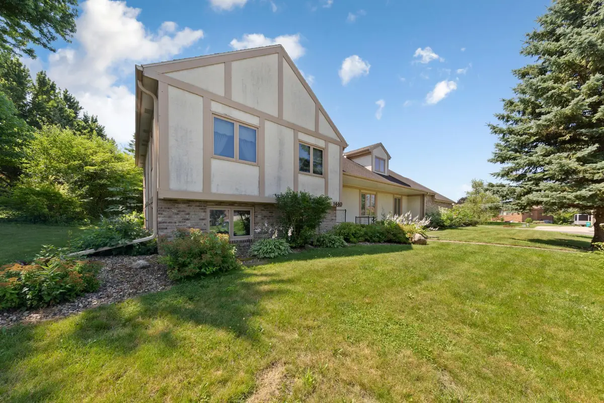 1440 Sunset Drive Sw, Owatonna, MN 55060 - #1