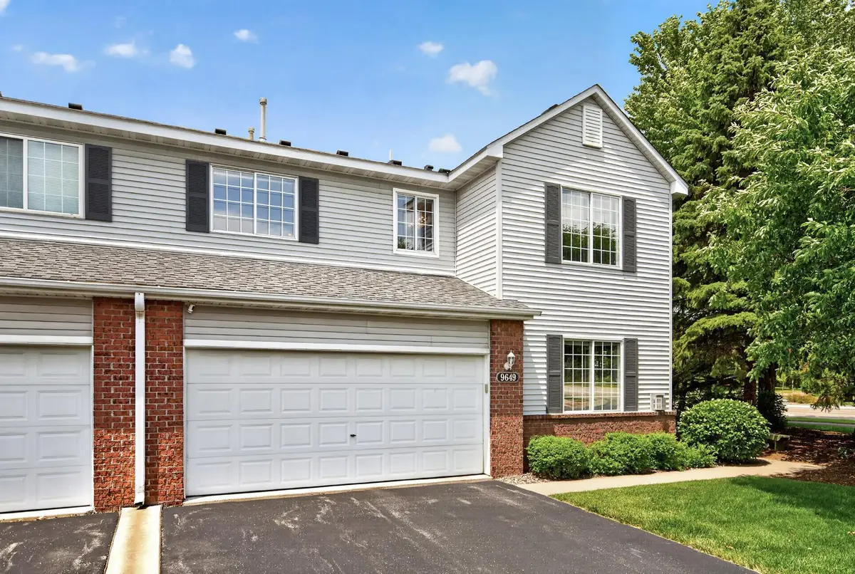 9649 Peony Lane N #1110, Maple Grove, MN 55311 - #1