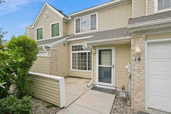 2255 Ranchview Lane N #14, Plymouth, MN 55447