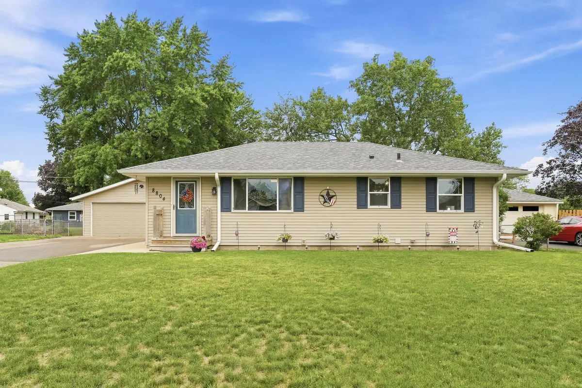 8804 Greenway Avenue S, Cottage Grove, MN 55016 - #1