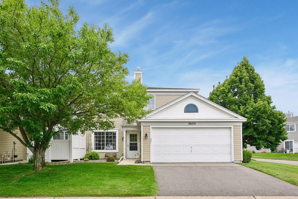 2033 Southcross Drive W #401, Burnsville, MN 55306 - #1
