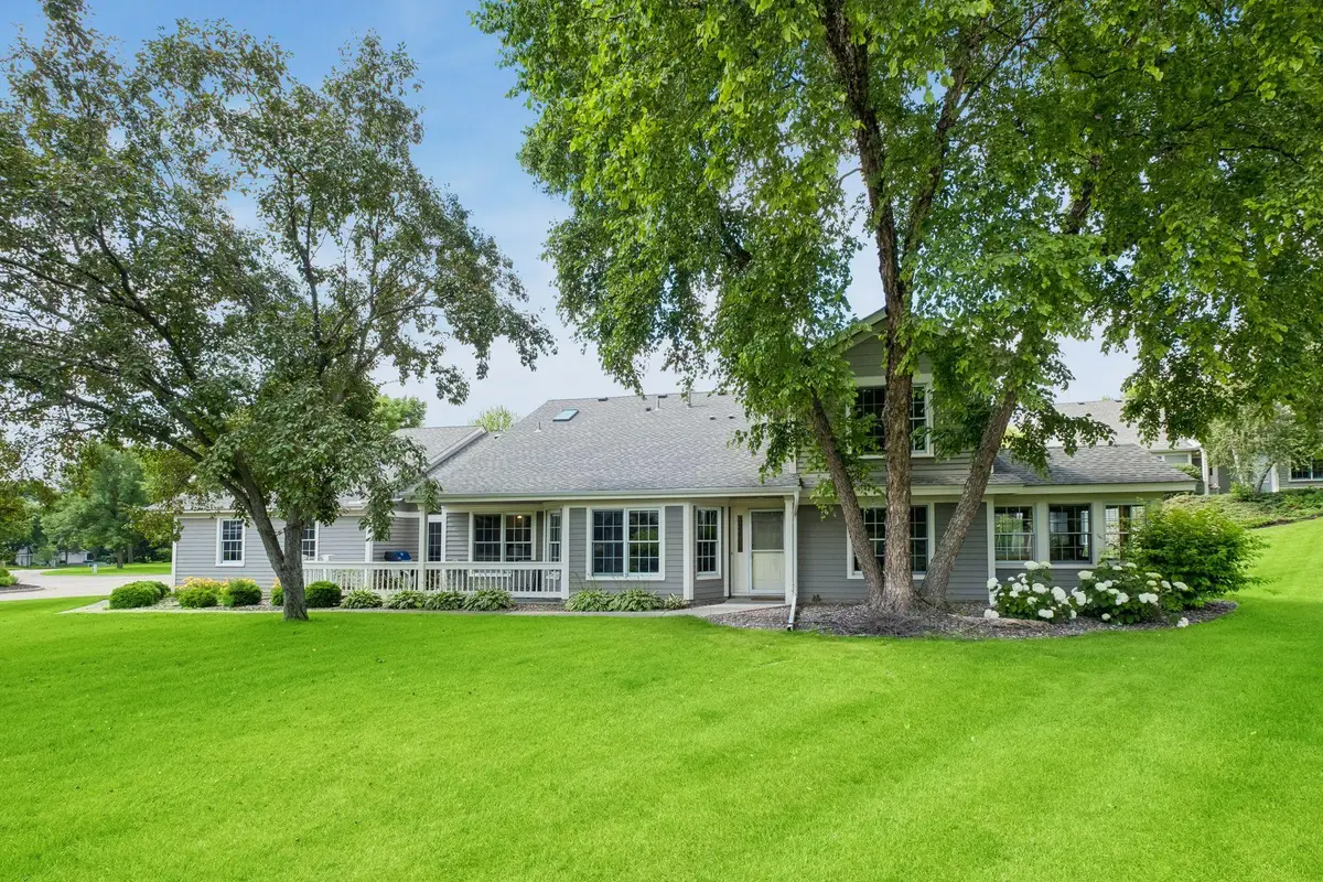 1729 Donegal Drive, Woodbury, MN 55125 - #1