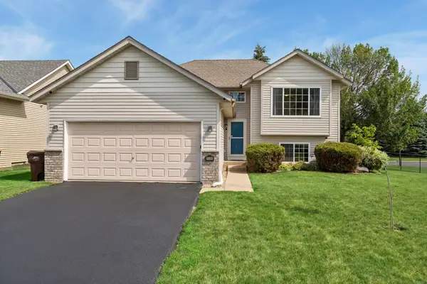 1131 Village Street Se, New Prague, MN 56071