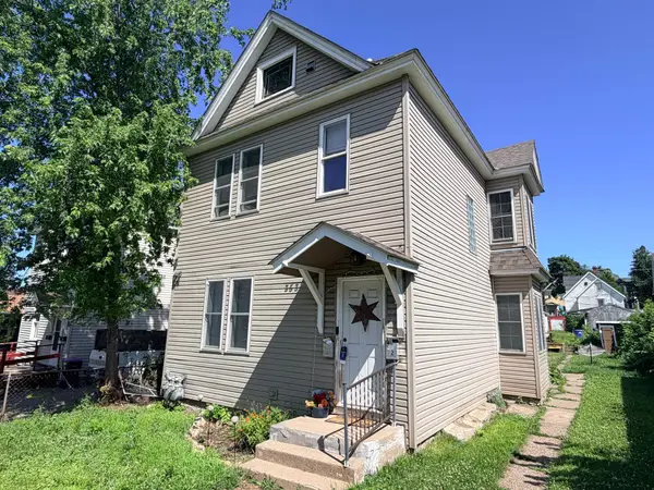 353 Lawson Avenue E, Saint Paul, MN 55130