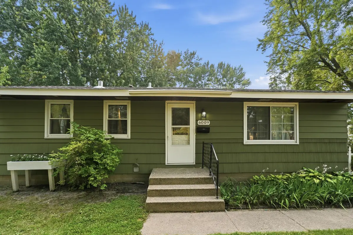 6009 Quebec Avenue N, New Hope, MN 55428 - #1