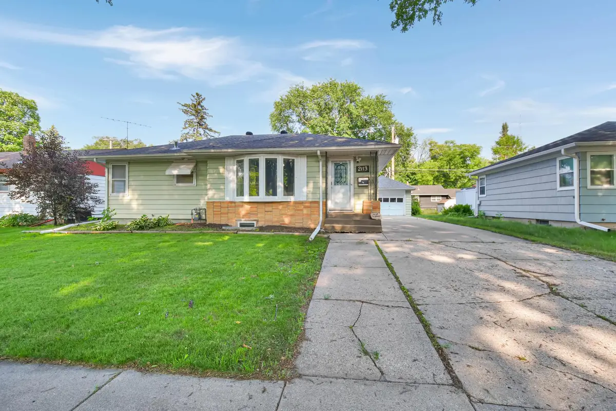 2113 7th Street N, Fargo, ND 58102 - #1