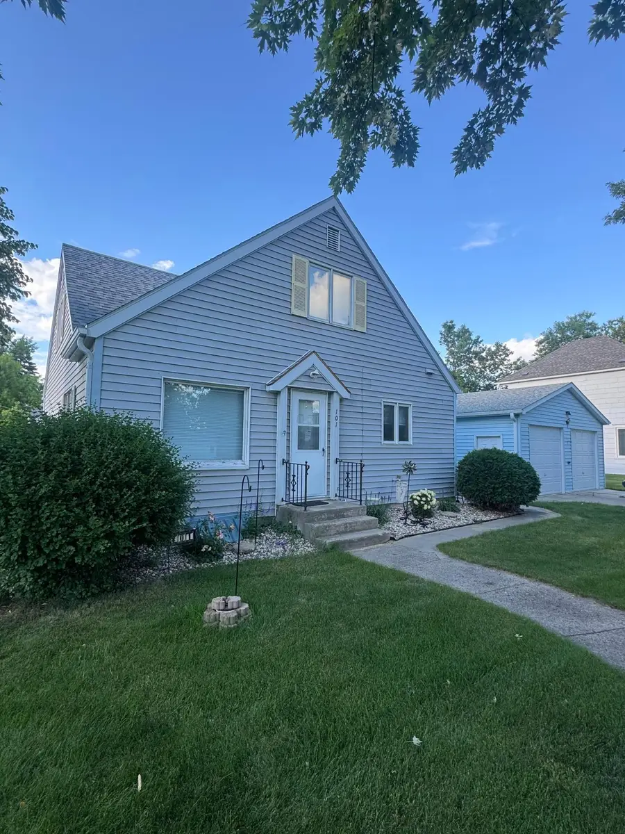 101 6th Street E, Finley, ND 58230 - #2