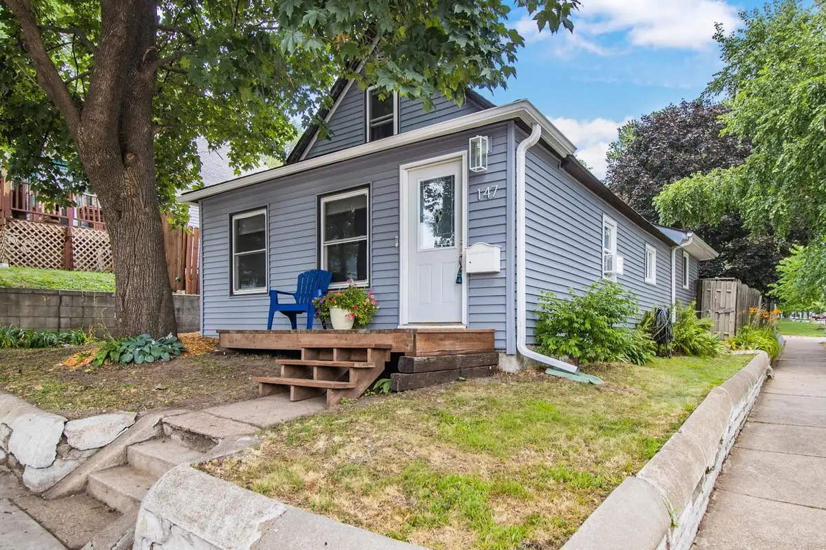147 Lawson Avenue E, Saint Paul, MN 55117 - #1