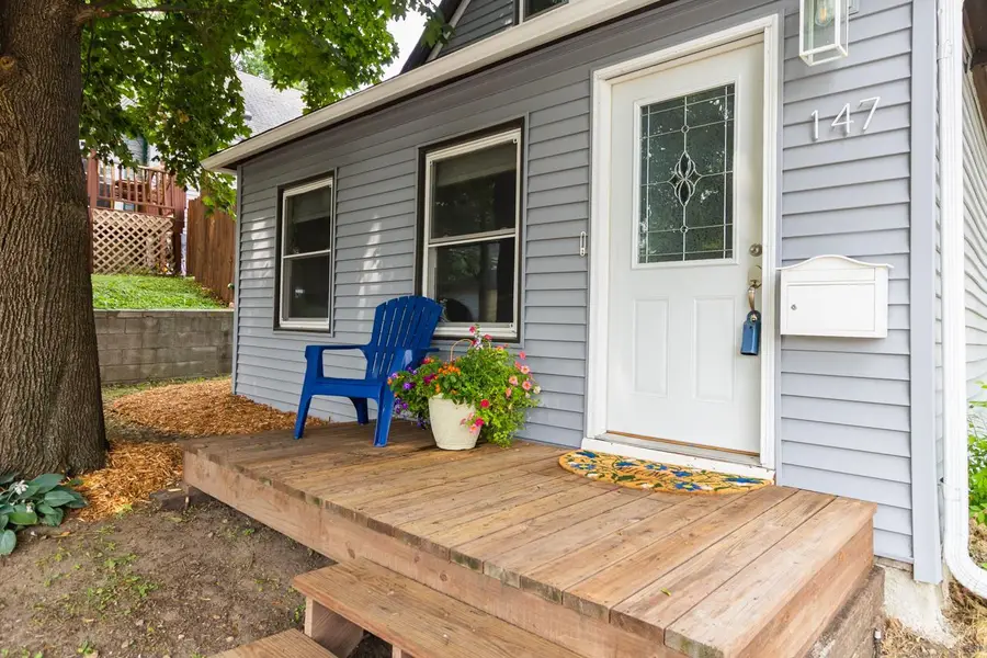 147 Lawson Avenue E, Saint Paul, MN 55117 - #3