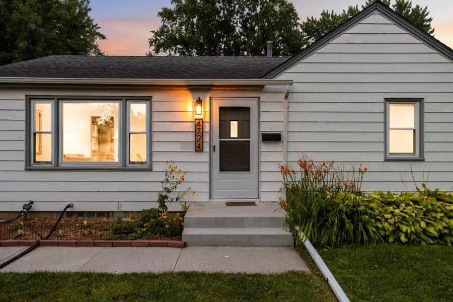 4724 Nevada Avenue N, Crystal, MN 55428 - #2
