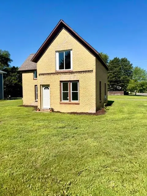 715 5th Street Ne, Little Falls, MN 56345 - #1