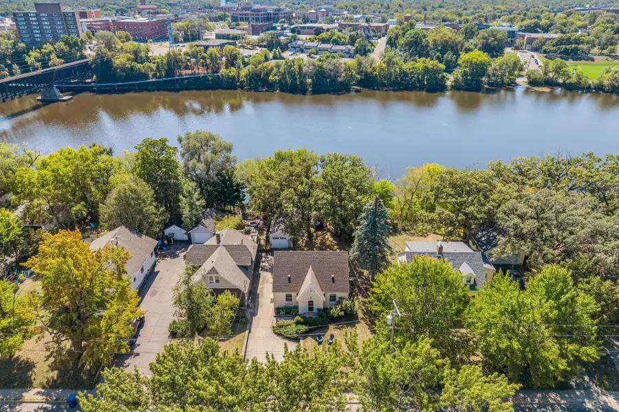 141 Riverside Drive Ne, Saint Cloud, MN 56304 - #2