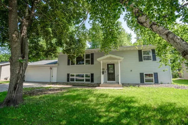 708 Olena Avenue Se, Willmar, MN 56201