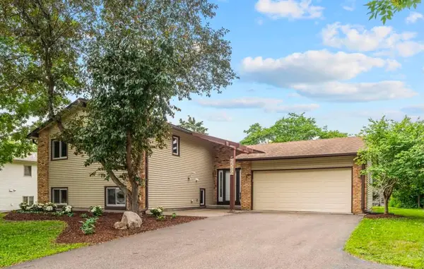 6589 E Fish Lake Road, Maple Grove, MN 55369