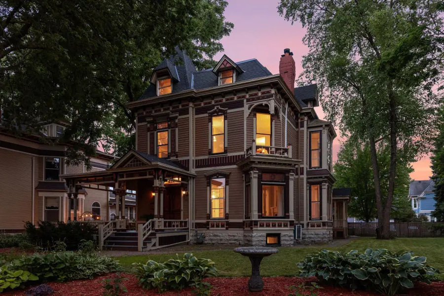 422 Laurel Avenue, Saint Paul, MN 55102 - #3