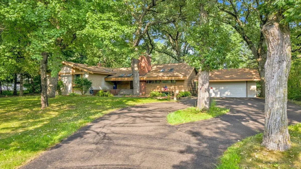 39277 Hemingway Avenue, North Branch, MN 55056 - #1