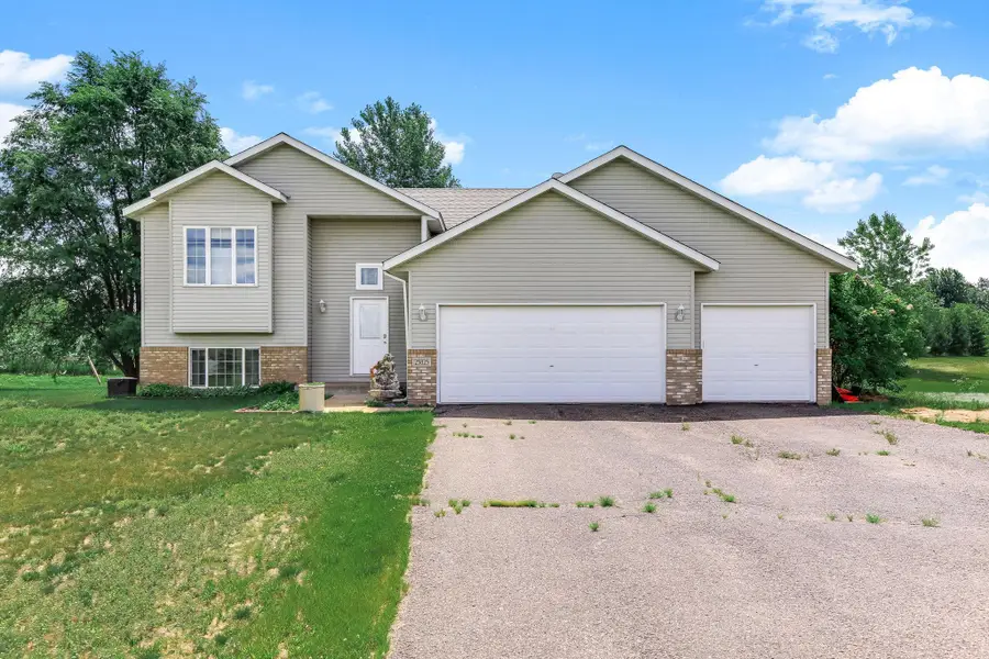 25825 106th Street Nw, Zimmerman, MN 55398 - #2