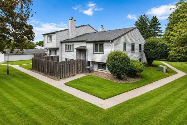 3459 Highlander Drive, Eagan, MN 55122
