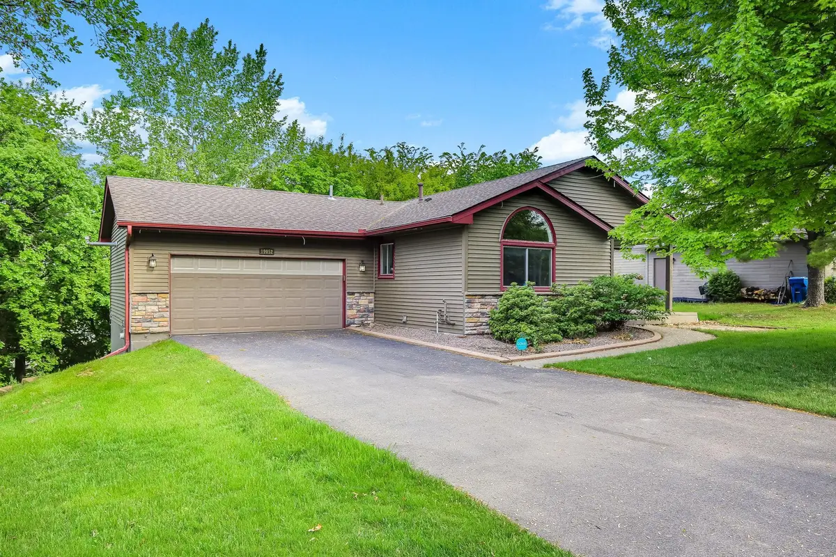 19052 Carson Street Nw, Elk River, MN 55330 - #1