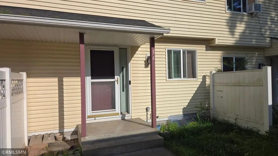 341 Winifred Street E, Saint Paul, MN 55107 - #2