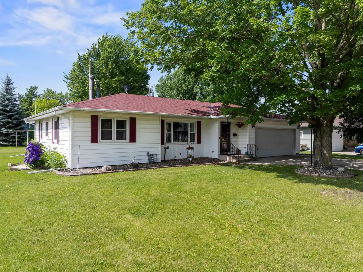 605 14th Street Ne, Owatonna, MN 55060 - #1
