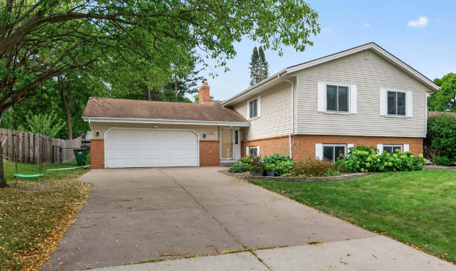 8715 North Brook Avenue N, Brooklyn Park, MN 55428 - #1