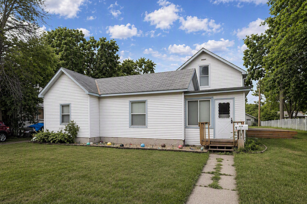 626 6th Street W, Hastings, MN 55033