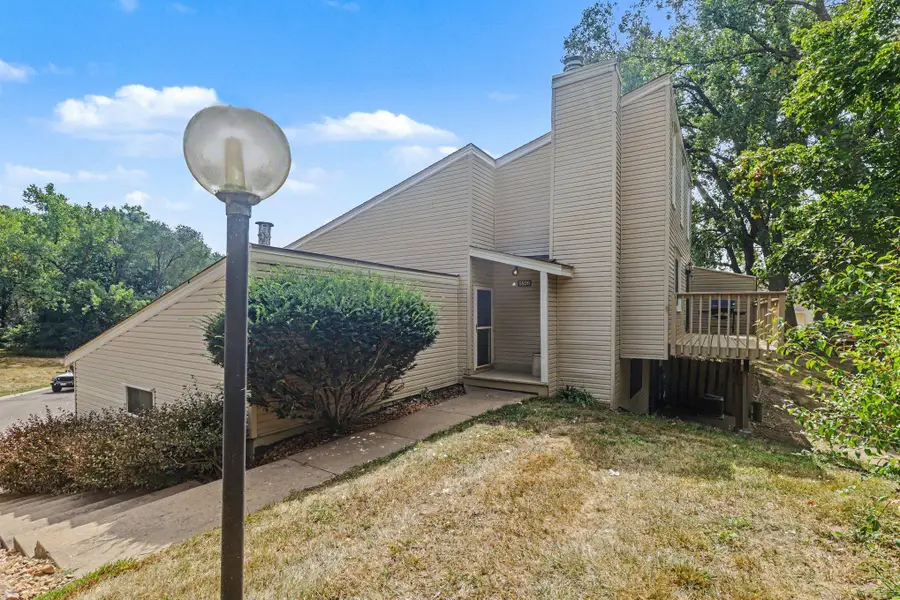 5626 N Innsbruck Court, Fridley, MN 55432 - #3