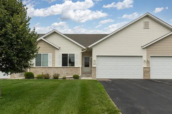 4131 Blakewood Drive, Shakopee, MN 55379