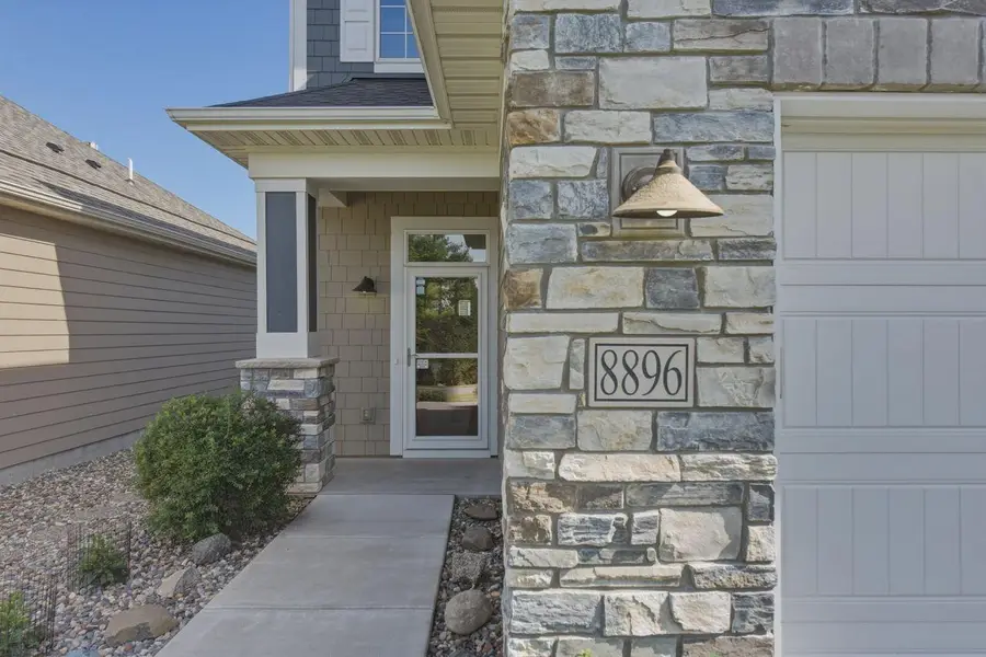 8896 Upper 9th Place N, Lake Elmo, MN 55042 - #3