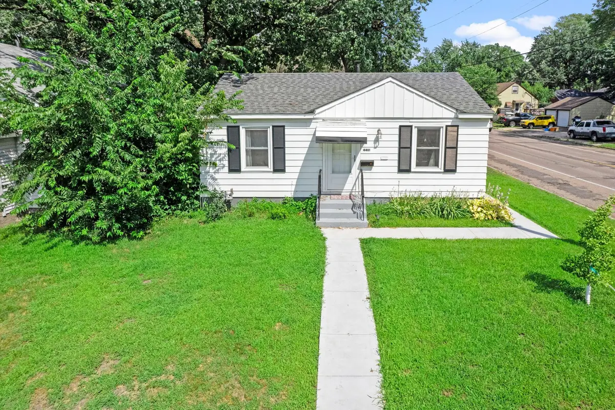 4401 5th Street Ne, Columbia Heights, MN 55421 - #1