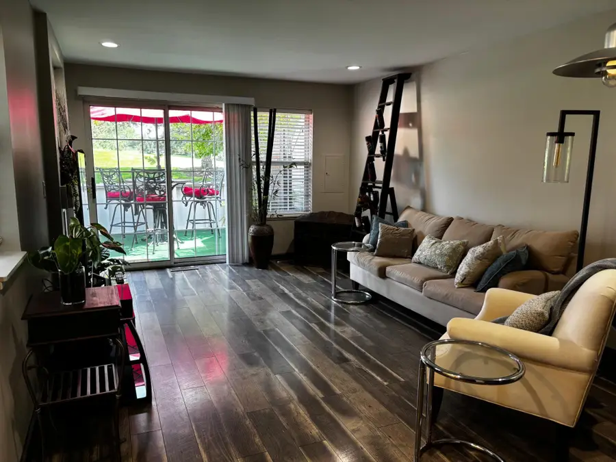 2185 Shenandoah Court #B, Plymouth, MN 55447 - #2