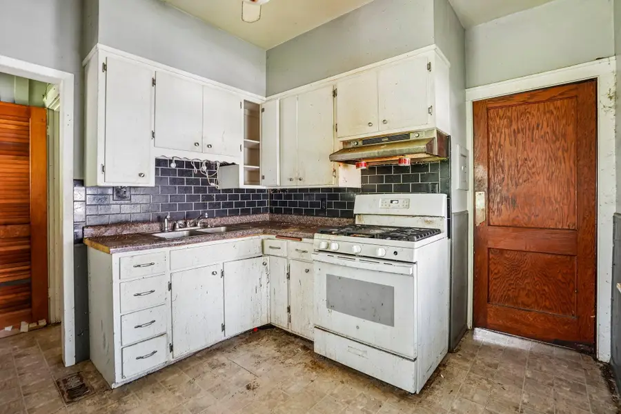 1615 7th Street E, Saint Paul, MN 55106 - #2