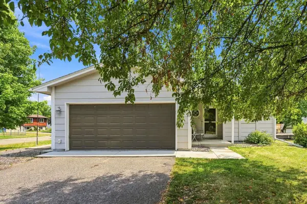 7156 Brian Drive, Centerville, MN 55038