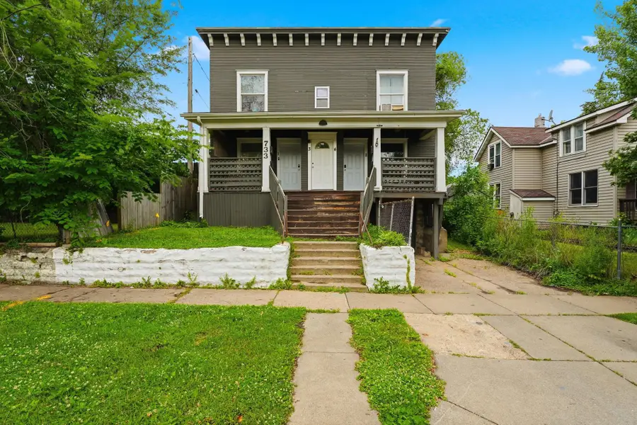 733 Bradley Street, Saint Paul, MN 55130 - #2
