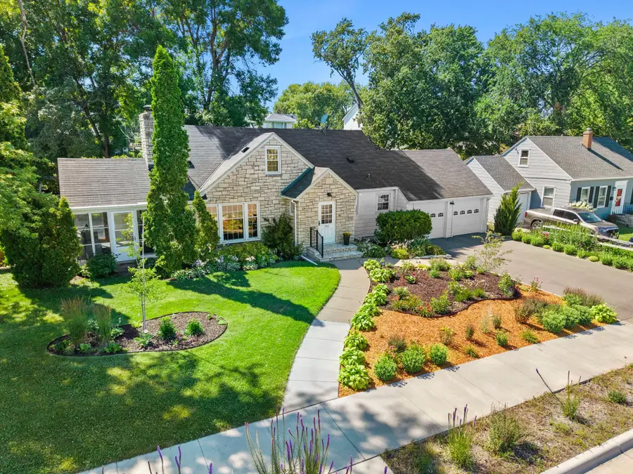 102 14th Avenue N, Hopkins, MN 55343 - #2