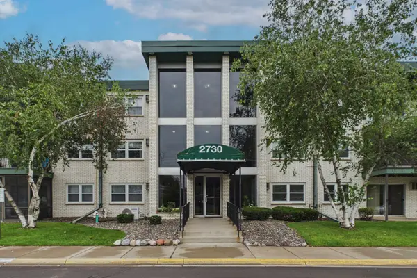 2730 Dale Street N #D110, Roseville, MN 55113
