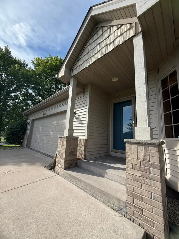 4020 Kindred Way, Lake Elmo, MN 55042