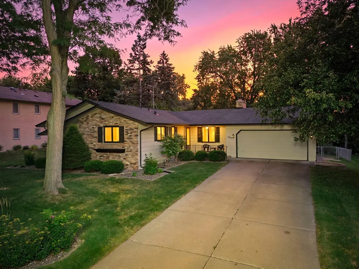 8009 37th Avenue N, New Hope, MN 55427 - #1