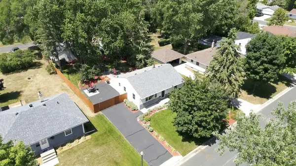 917 Westwood Lane, Anoka, MN 55303