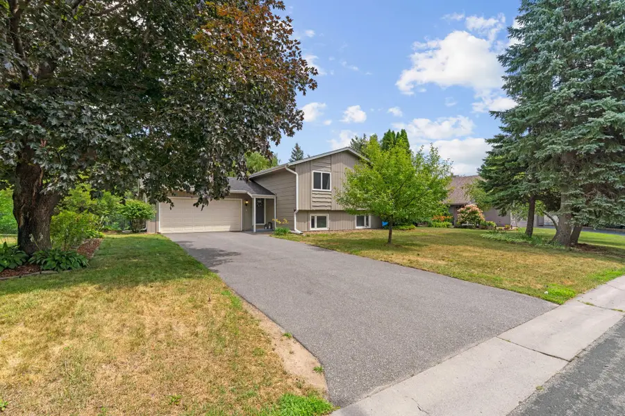 8648 N Zinnia Way, Maple Grove, MN 55369 - #2