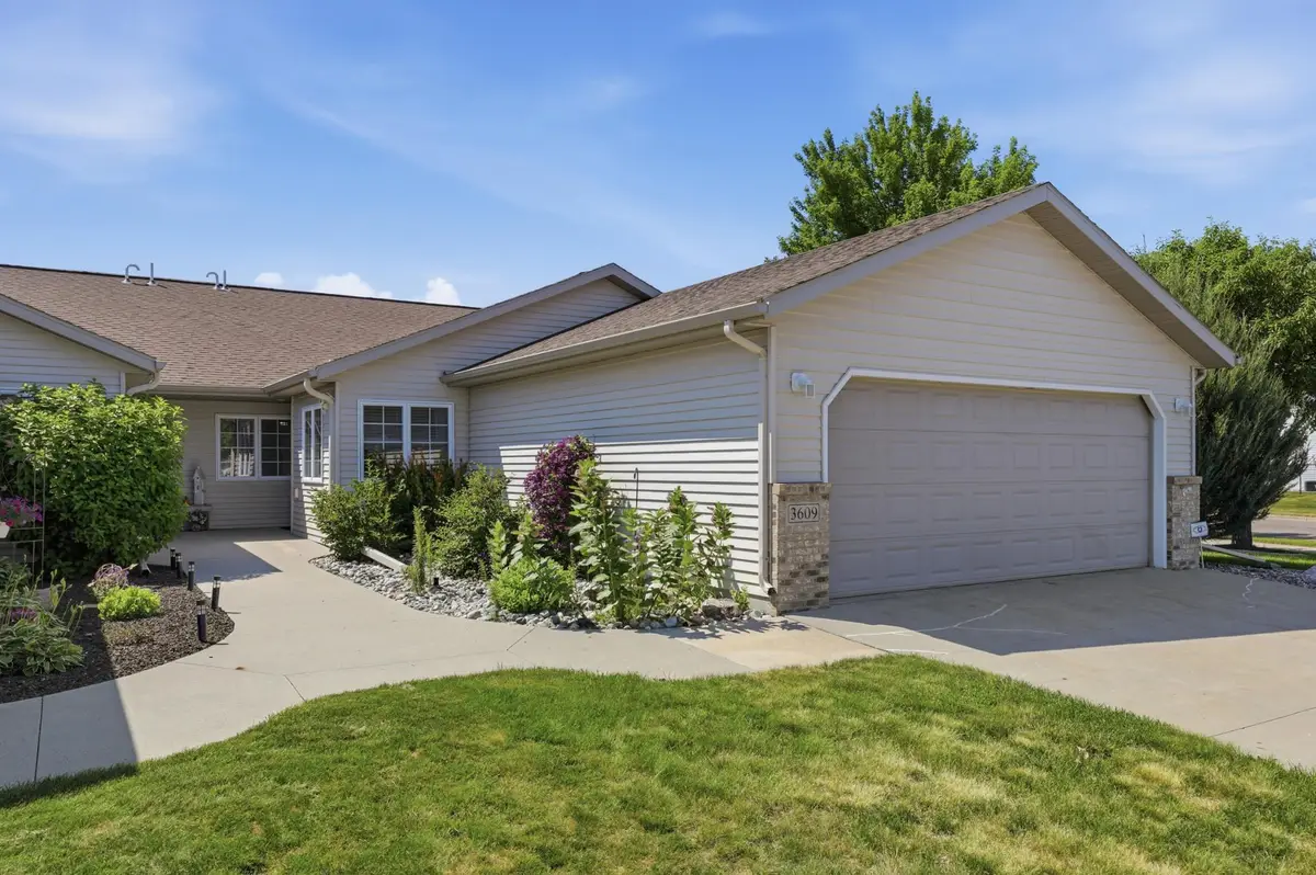 3609 Polk Street S, Fargo, ND 58104 - #1