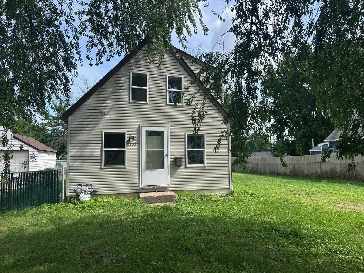 2103 3rd Avenue Ne, Austin, MN 55912 - #1