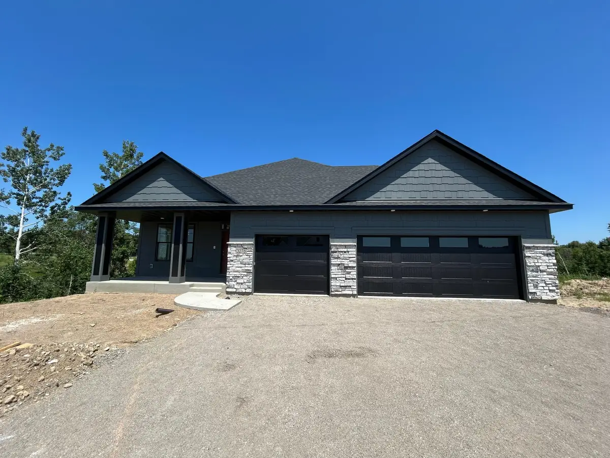 3278 Winfield Way Sw, Prior Lake, MN 55372 - #1