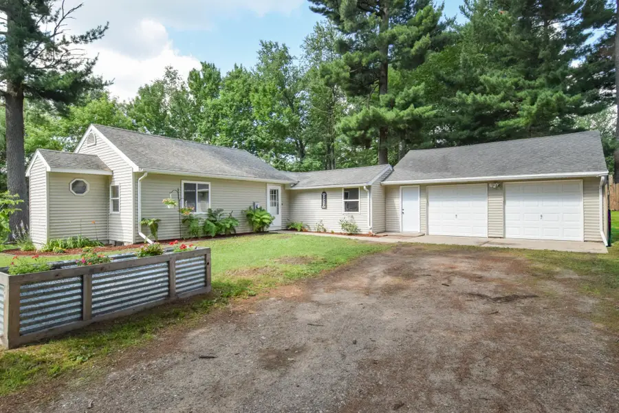 233 Hawthorne Road, Wyoming, MN 55092 - #2