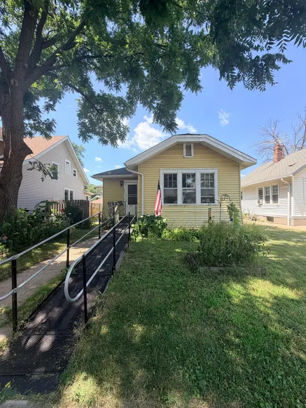 320 5th Avenue S, South Saint Paul, MN 55075