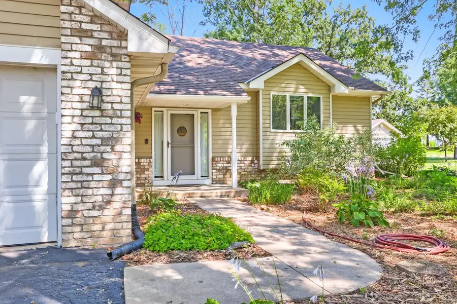 7901 Lilac Lane, Victoria, MN 55386 - #3