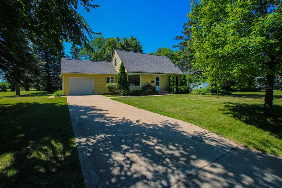 822 Westwood Drive Sw, Alexandria, MN 56308 - #2