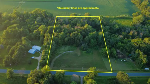 E2505 570th Avenue, Menomonie, WI 54751